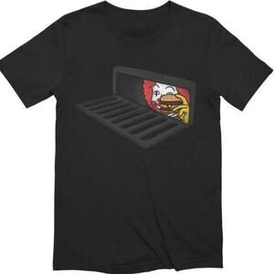 Mc Donald’s black tshirt size M